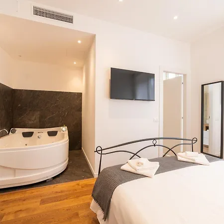 Piazzetta Romana Luxury House *